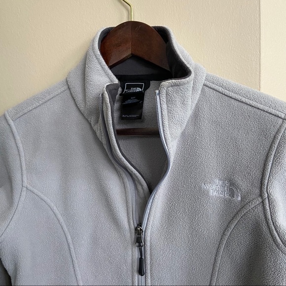 The North Face βοΈ Fleece Full Zip-Up Jacket Top Winter Sweater Hiking Size Small - Picture 4 of 9
